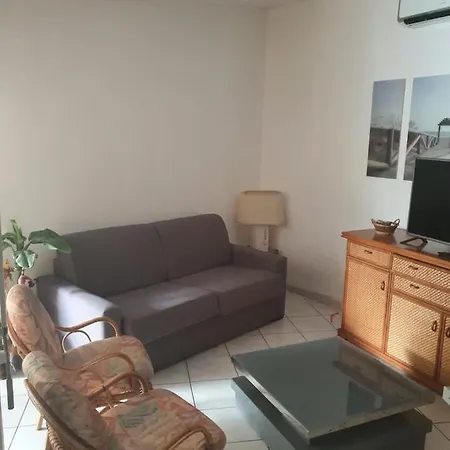 Holiday home Maison Ronde Atypique Et Unique Torreilles